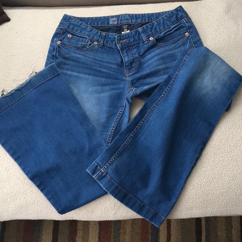 Flare/Bell Bottom Jeans